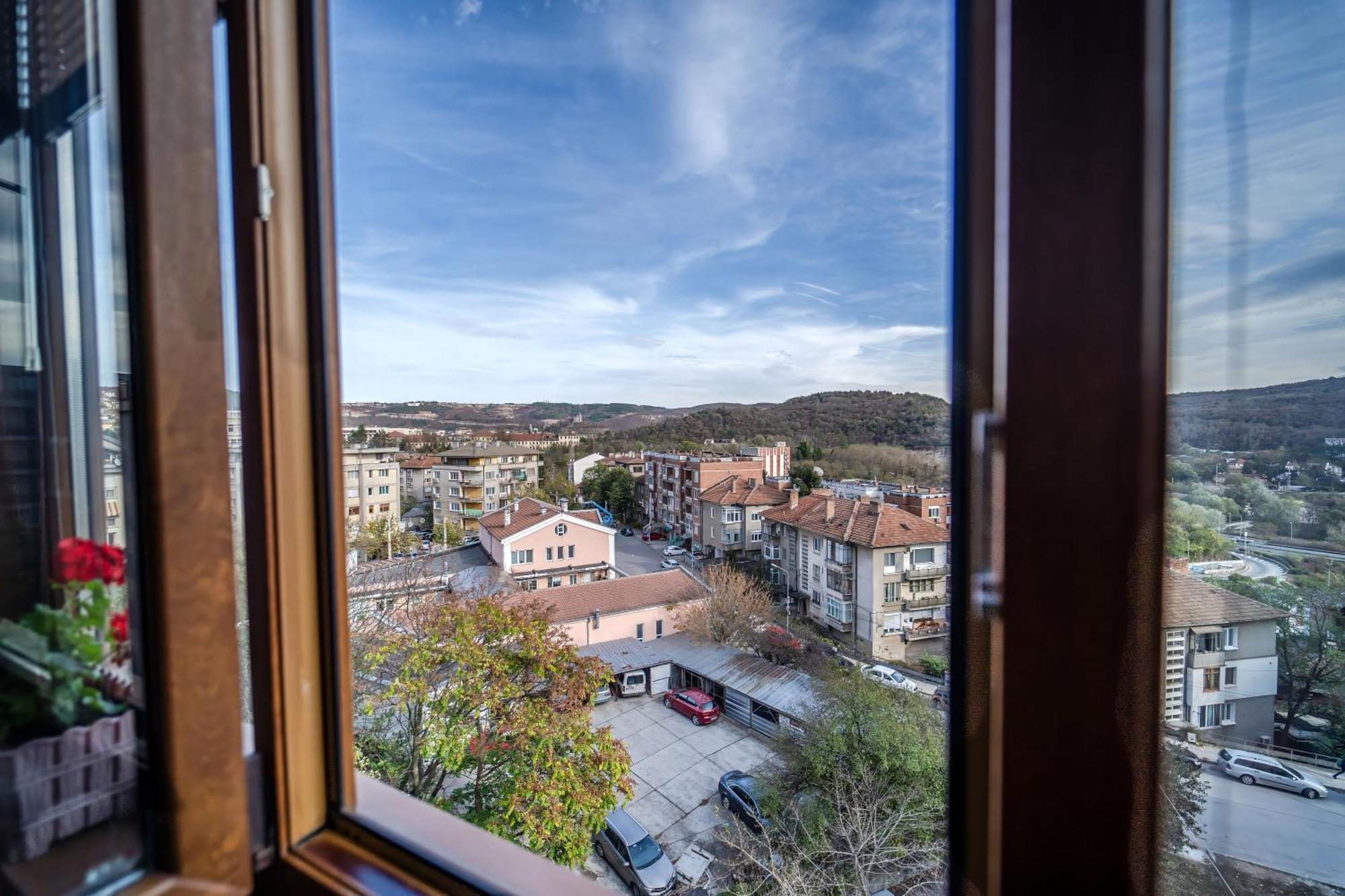 Апартамент Грация Veliko Tarnovo Kültér fotó